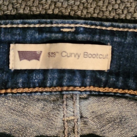LEVI JEANS - Picture 2 of 4